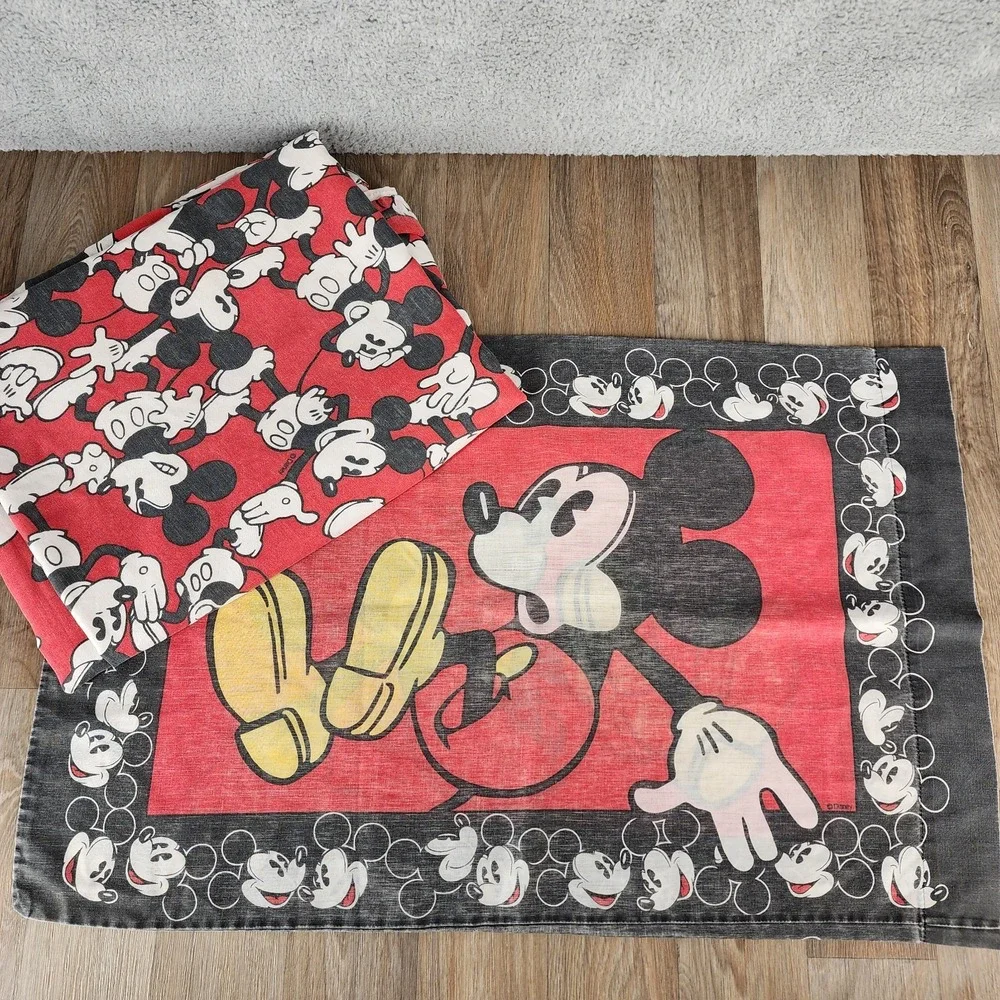 Vintage‎ Disney Mickey Mouse Twin Size Zip Duvet Cover & Pillow Case Red & Black